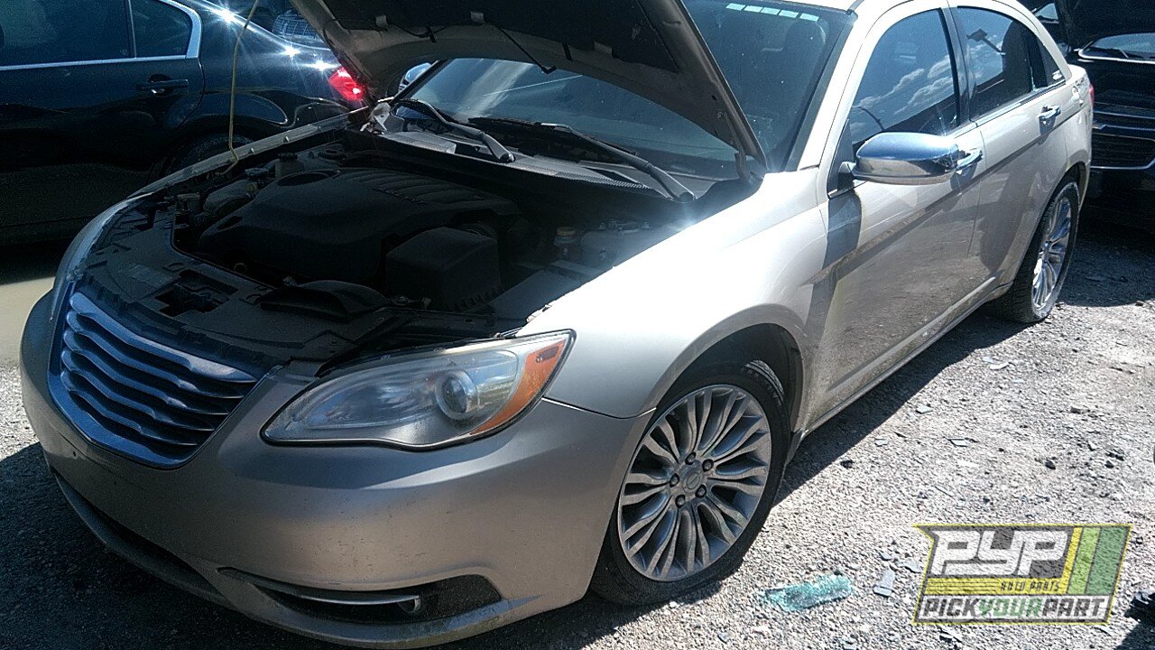 Photo of 2013 Chrysler 200