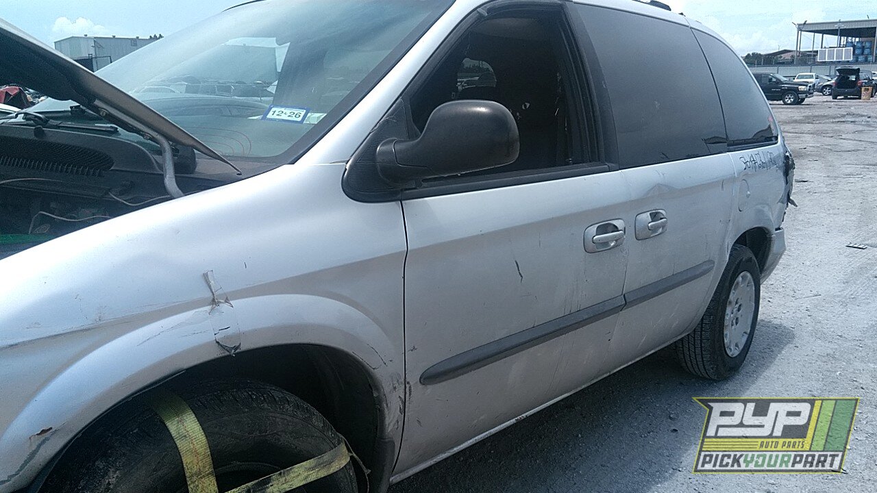 Photo of 2002 Chrysler Voyager