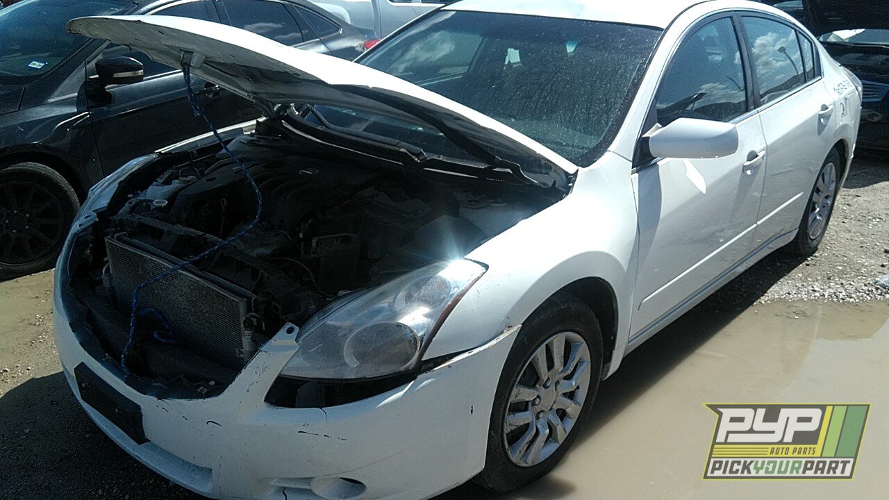 Photo of 2011 Nissan Altima