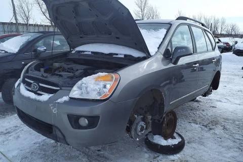 Photo of 2010 Kia Rondo