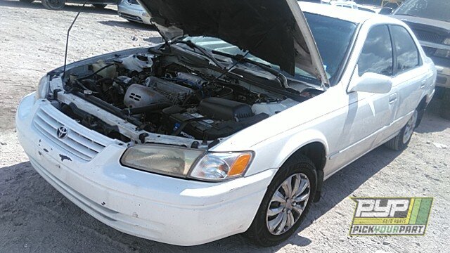 Photo of 1998 Toyota Camry