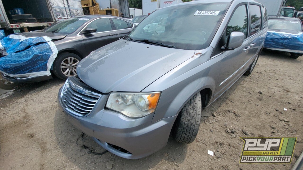 Photo of 2015 Chrysler Town & Country