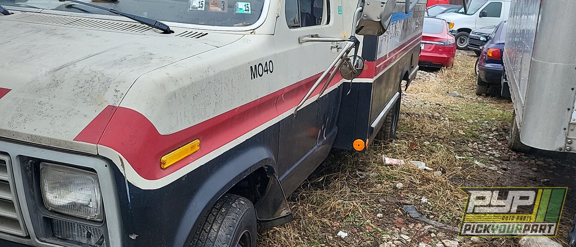 Photo of 1981 Ford E-350 Econoline