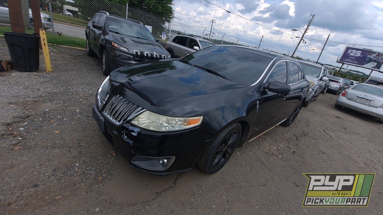 Photo of 2011 Lincoln Mks