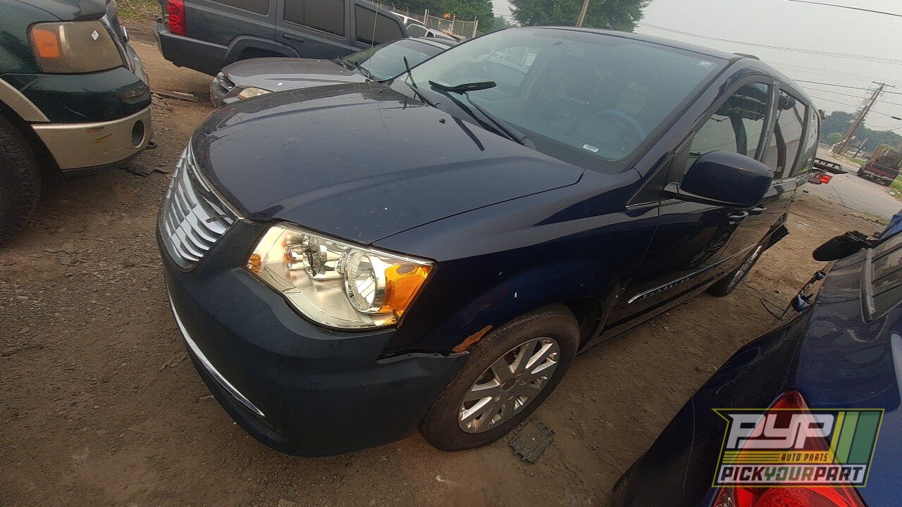 Photo of 2012 Chrysler Town & Country
