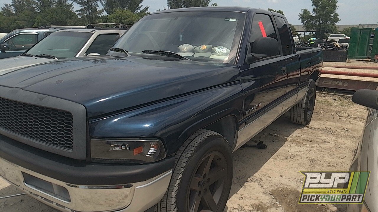 Photo of 2001 Dodge Ram 1500