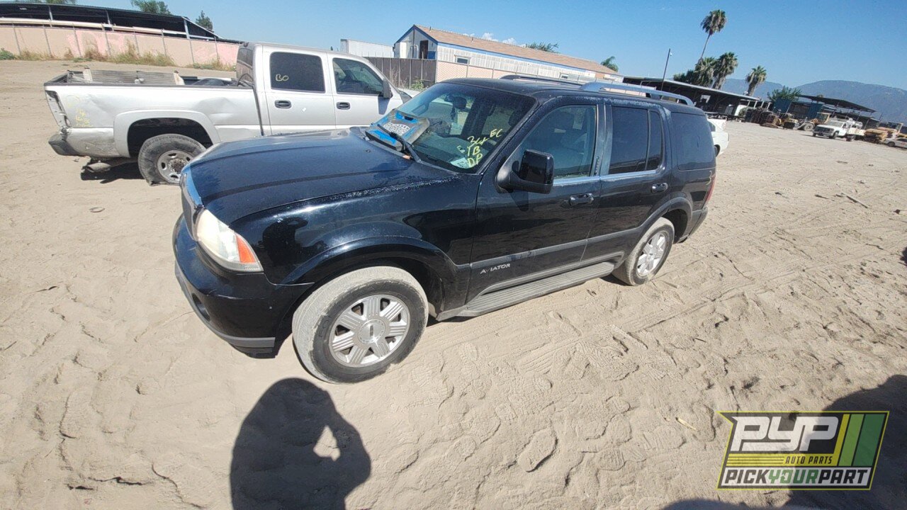 Photo of 2004 Lincoln Aviator