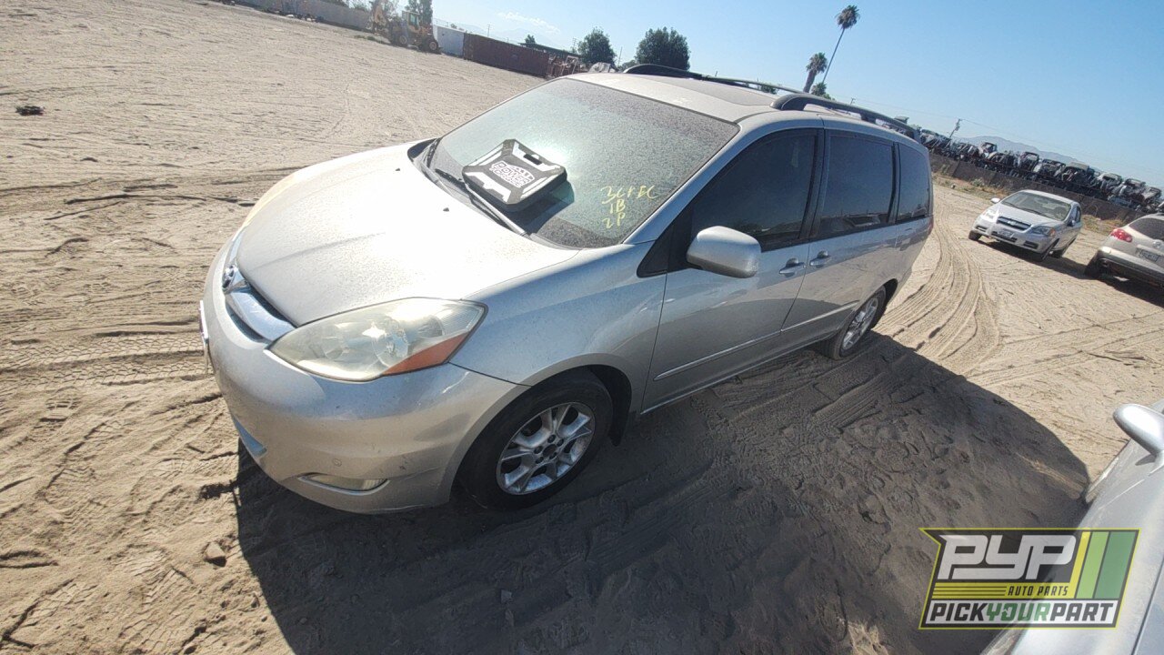 Photo of 2006 Toyota Sienna