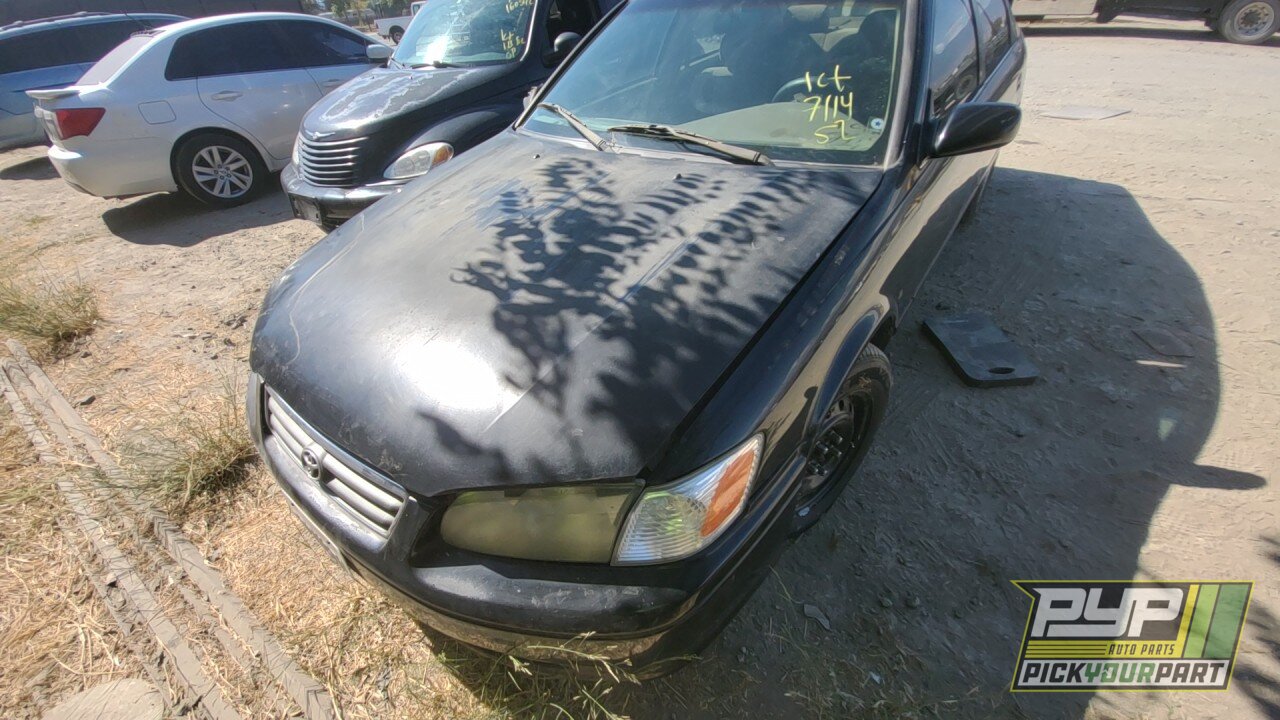 Photo of 2000 Toyota Camry