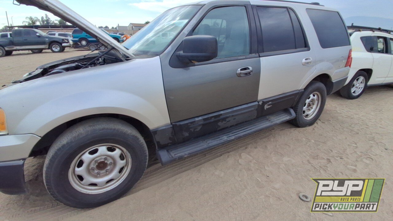 Photo of 2004 Ford Expedition