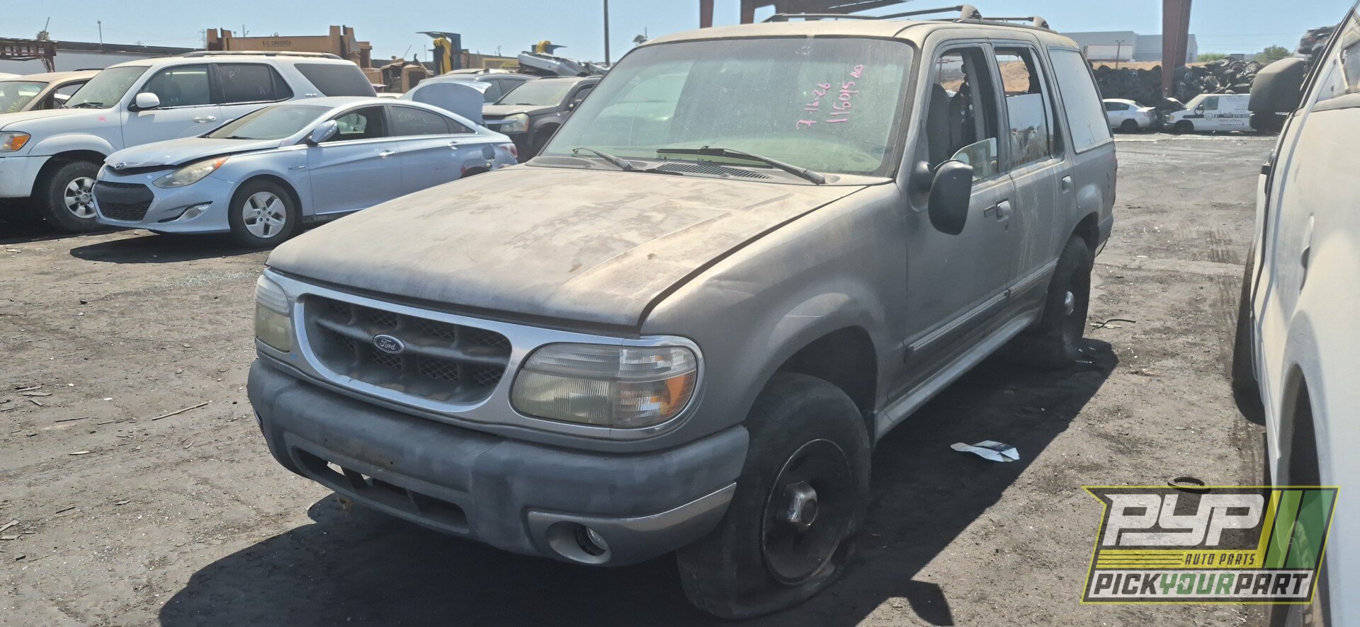Photo of 1999 Ford Explorer