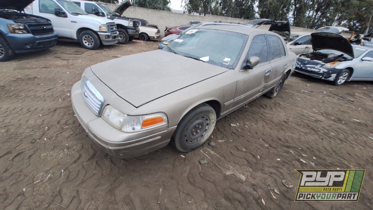 Photo of 2003 Ford Crown Victoria