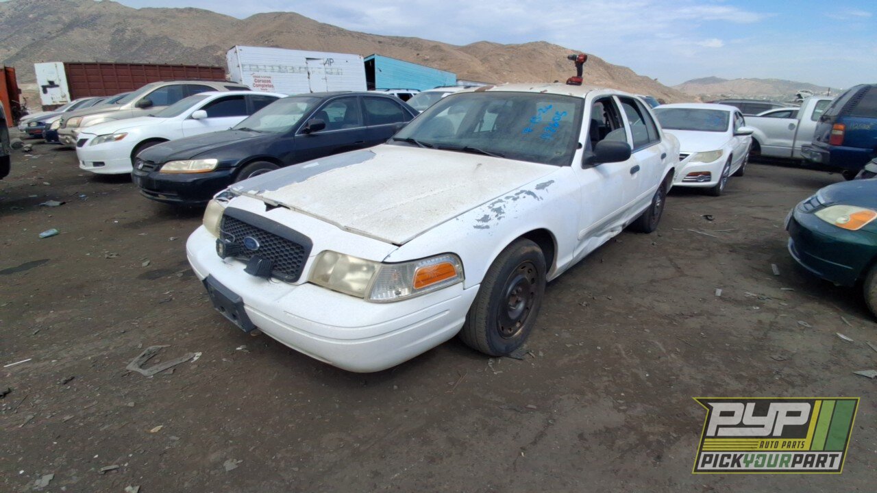 Photo of 2005 Ford Crown Victoria