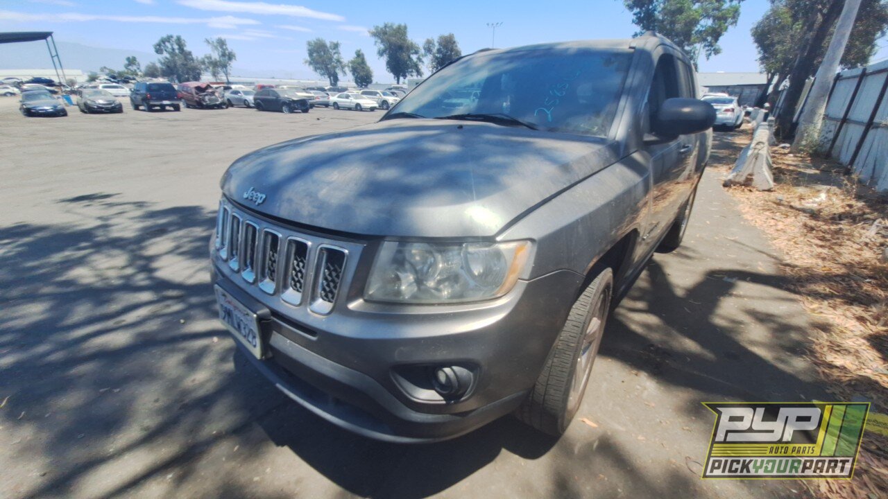 Photo of 2012 Jeep Compass
