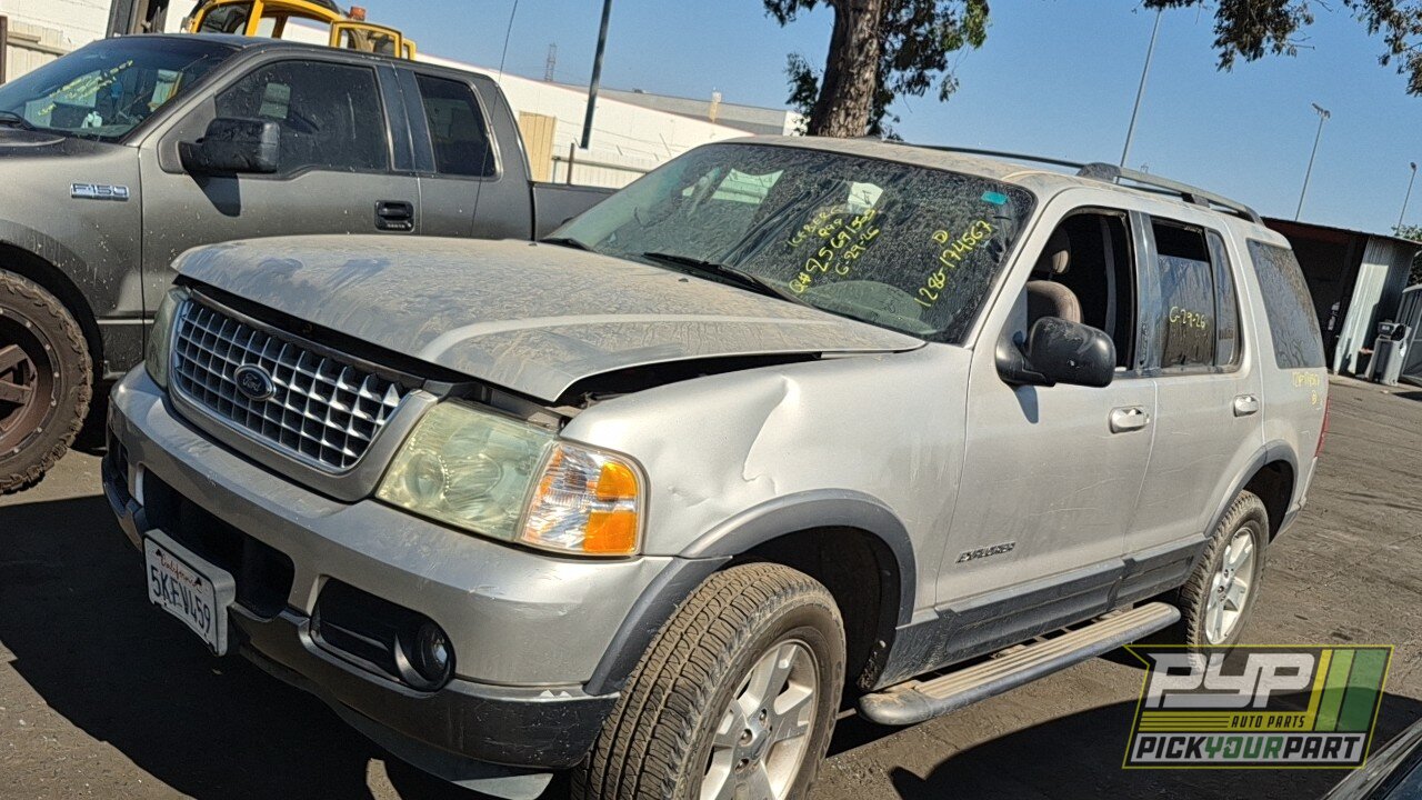 Photo of 2004 Ford Explorer