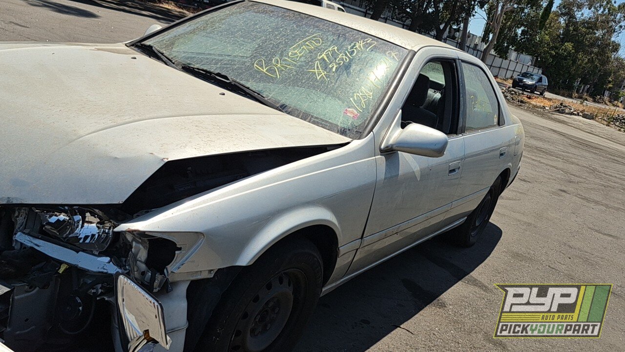 Photo of 2000 Toyota Camry