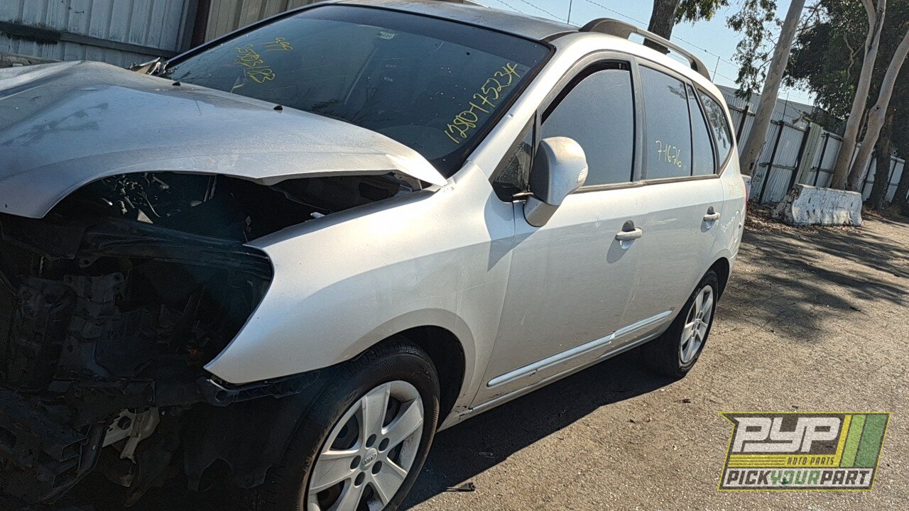 Photo of 2010 Kia Rondo