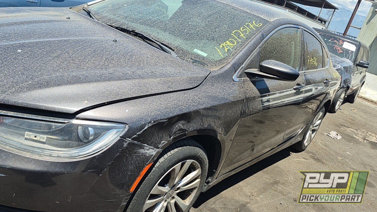 Photo of 2015 Chrysler 200