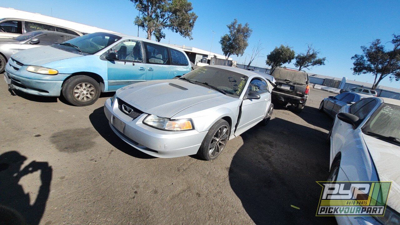 Photo of 2000 Ford Mustang