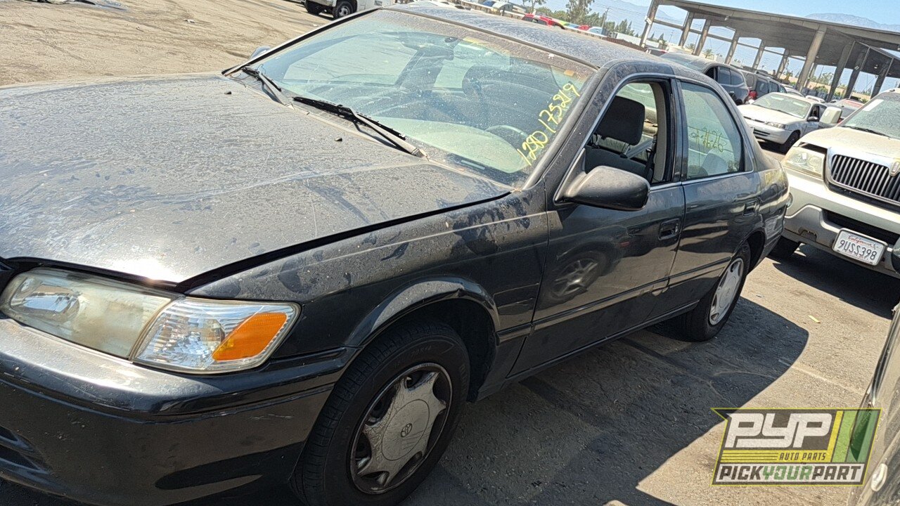 Photo of 2000 Toyota Camry