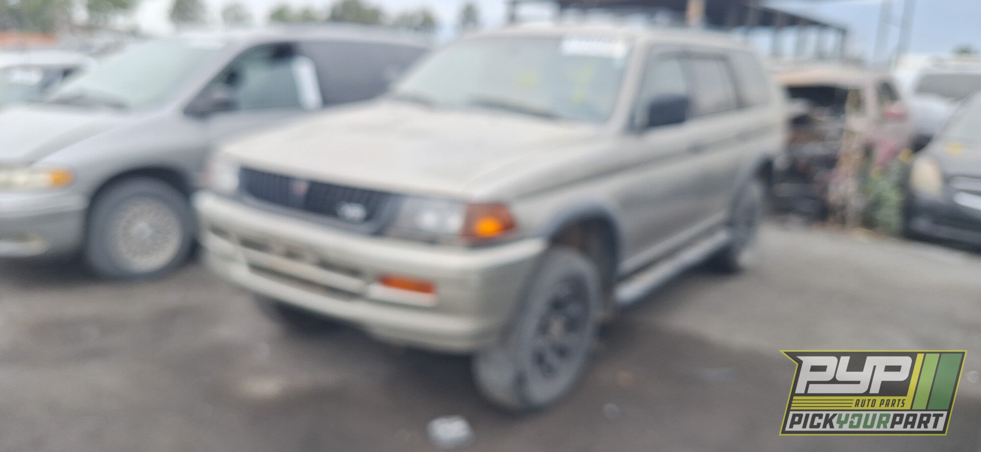 Photo of 1999 Mitsubishi Montero Sport