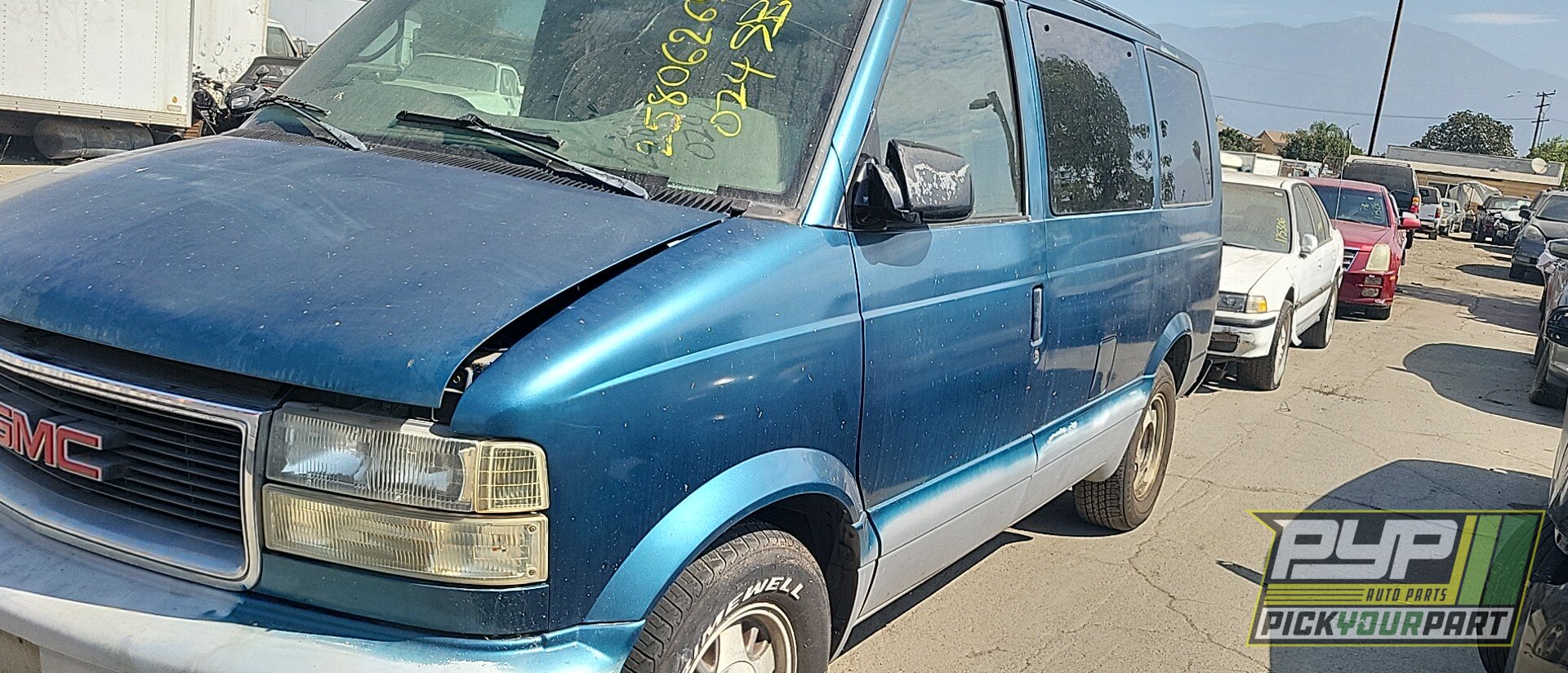 Photo of 1999 Gmc Safari
