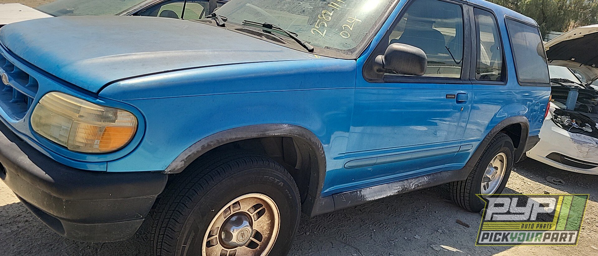 Photo of 1995 Ford Explorer