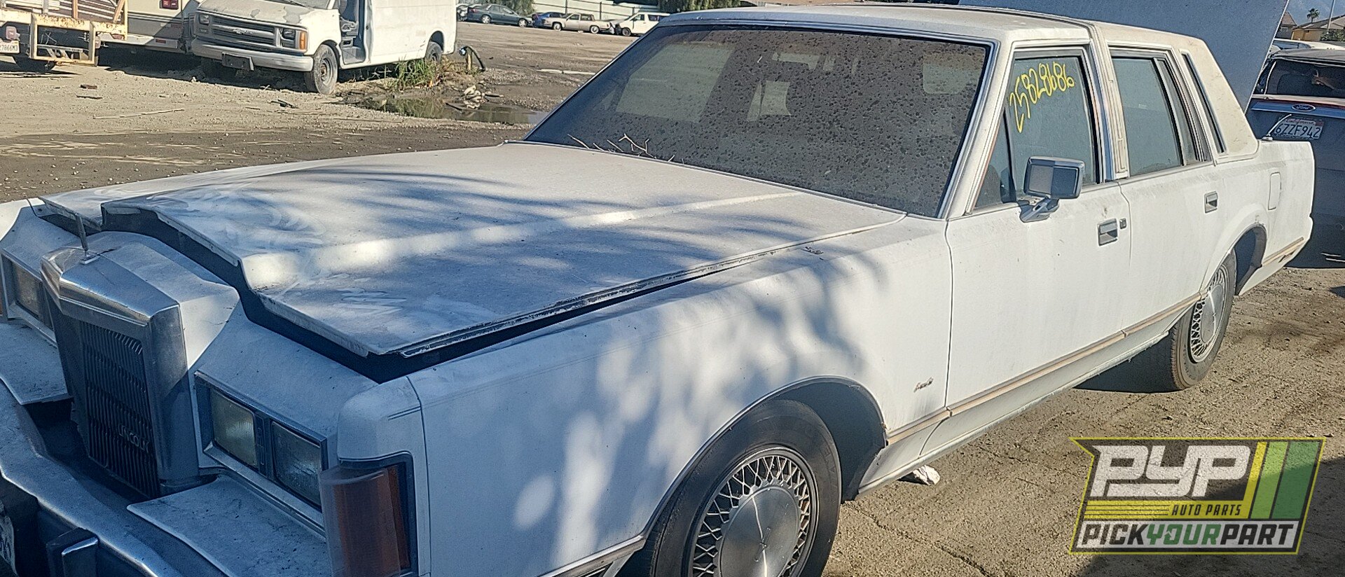Photo of 1989 Lincoln Town Car