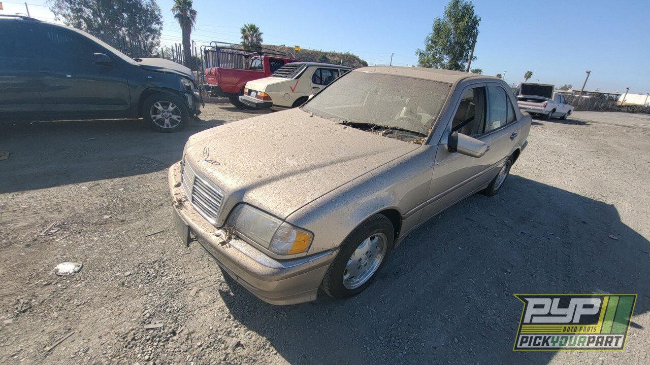 Photo of 2000 Mercedes-Benz C230