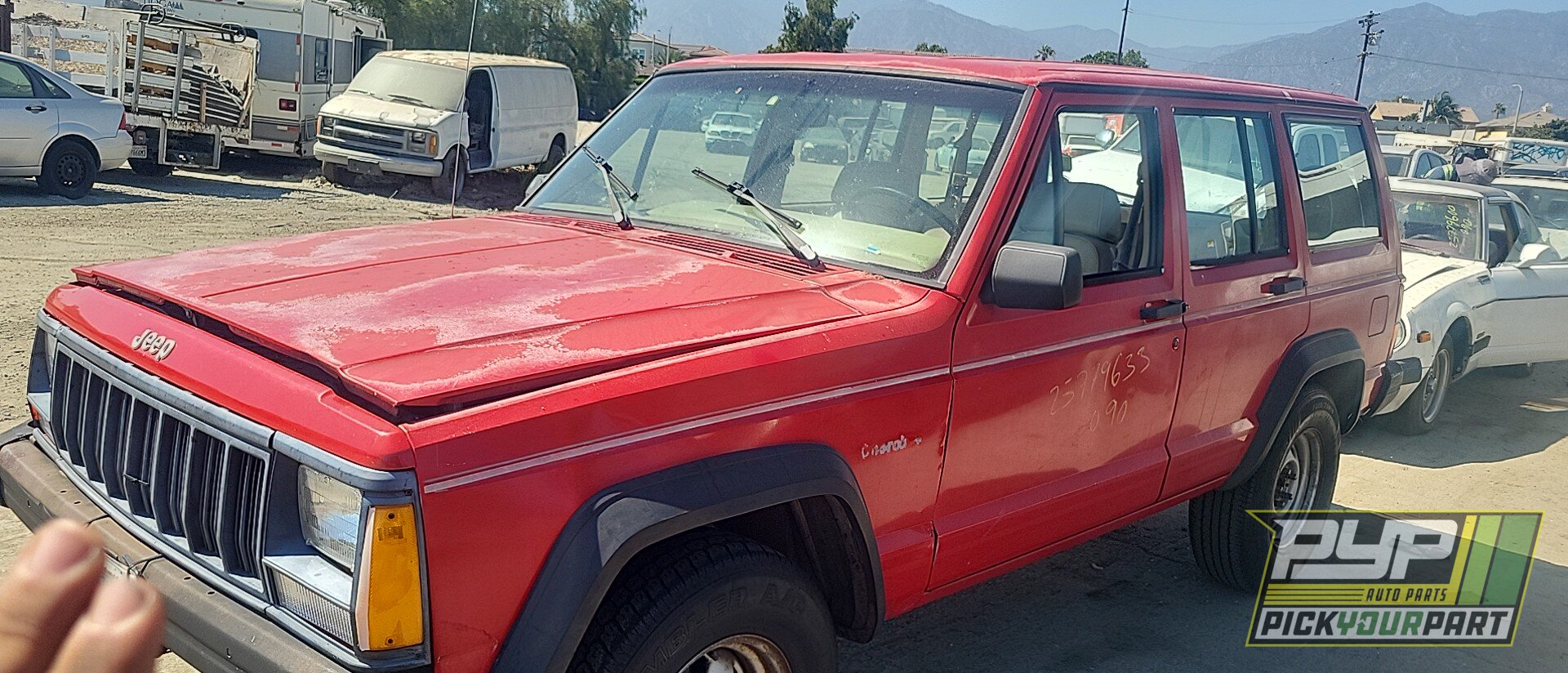 Photo of 1993 Jeep Cherokee