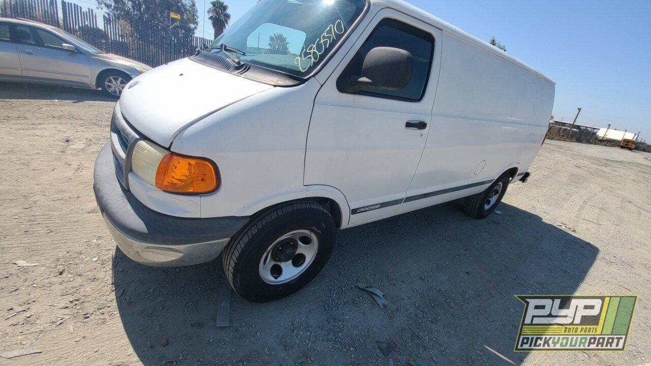 Photo of 2003 Dodge Ram 1500 Van