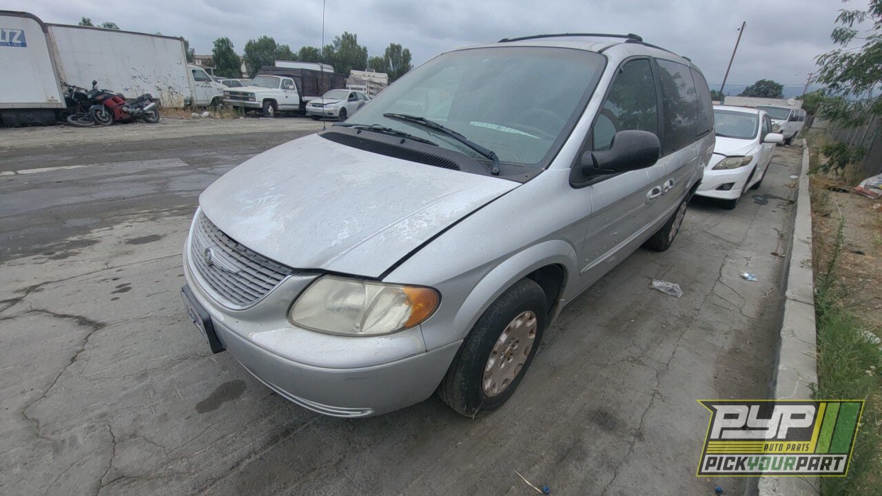 Photo of 2001 Chrysler Town & Country