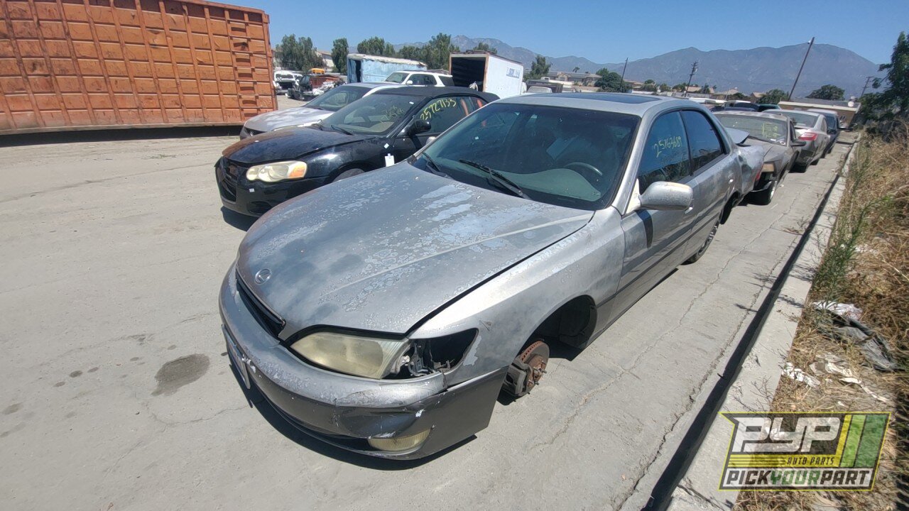 Photo of 2000 Lexus Es300