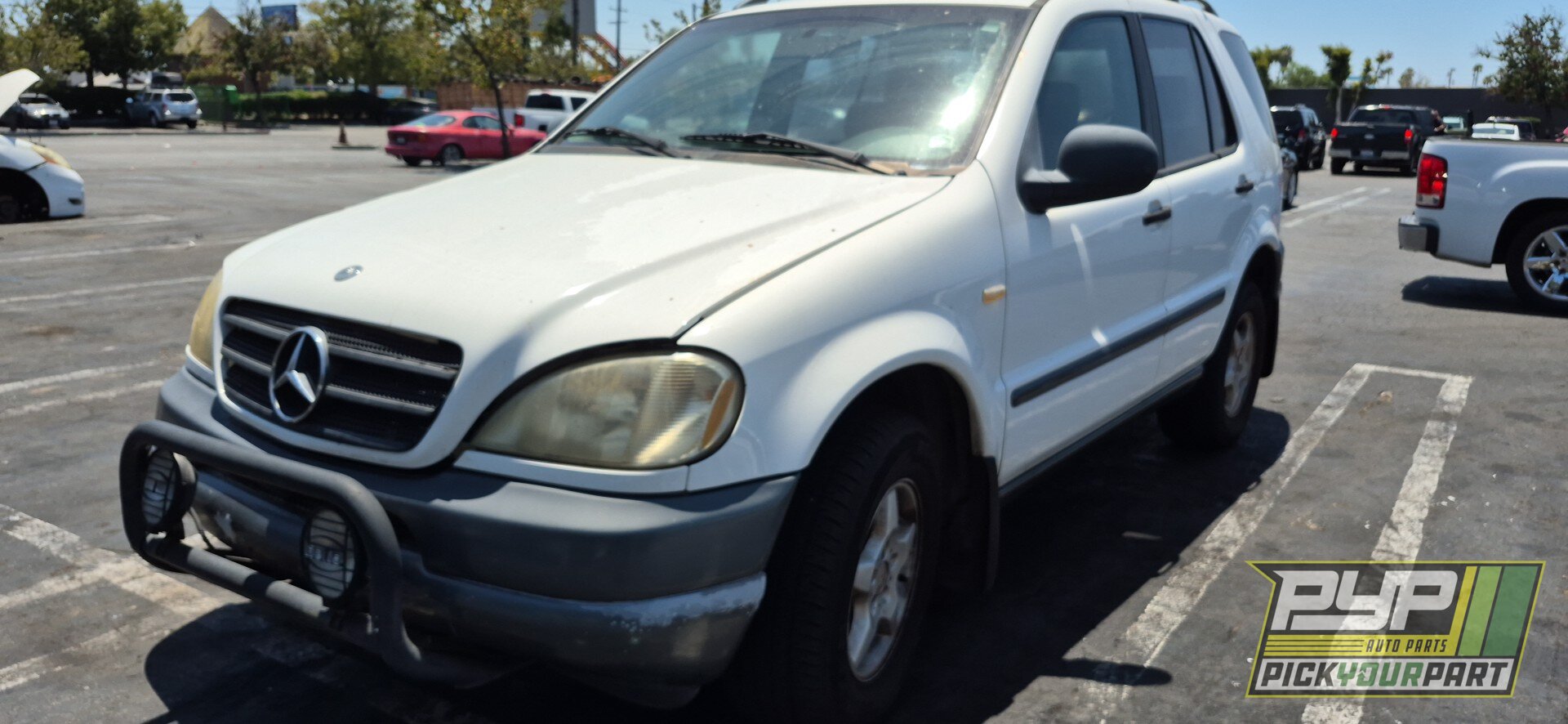 Photo of 1999 Mercedes-Benz Ml320