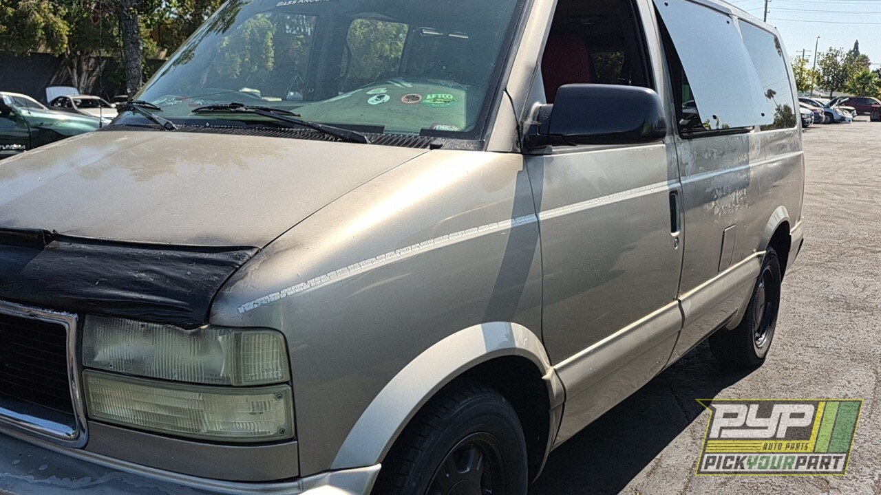 Photo of 2004 Gmc Safari