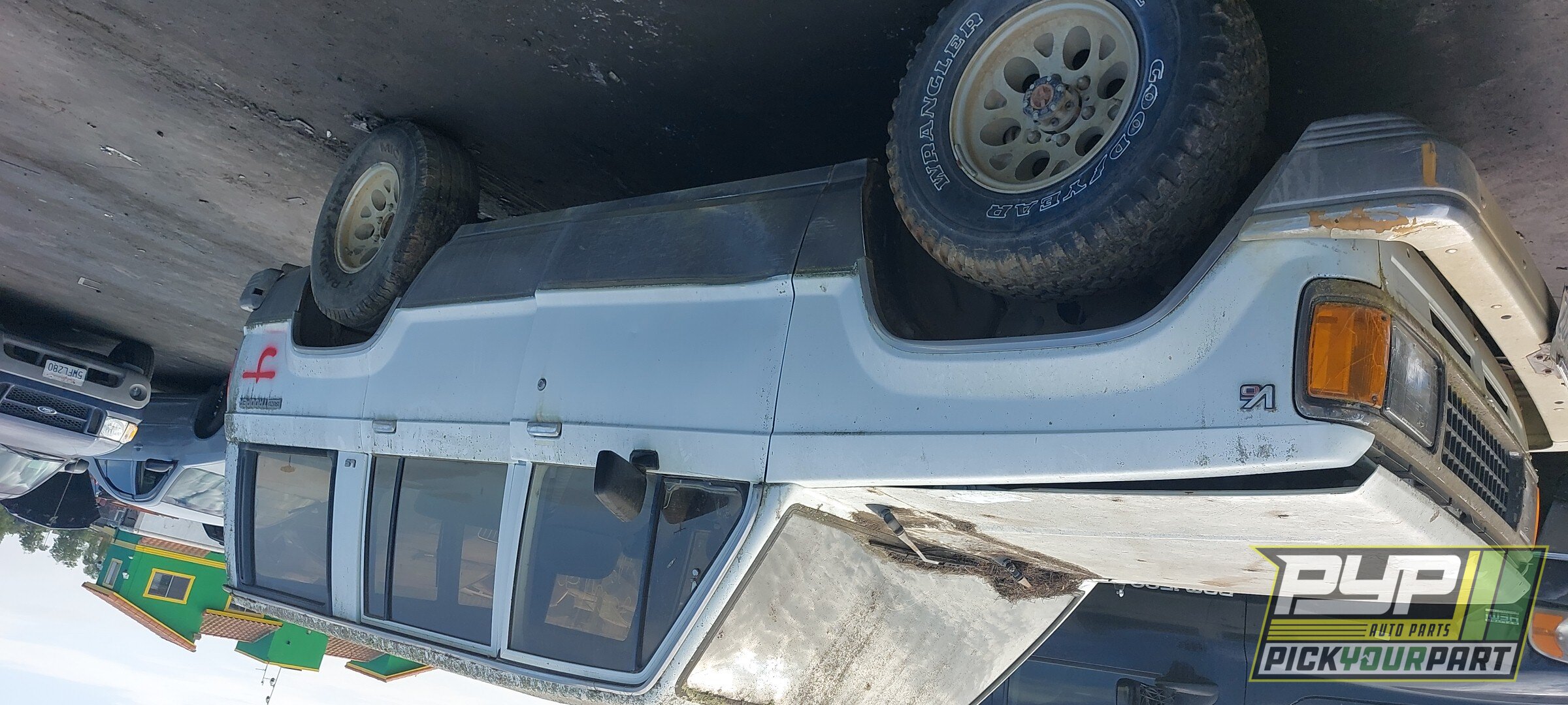 Photo of 1990 Isuzu Trooper