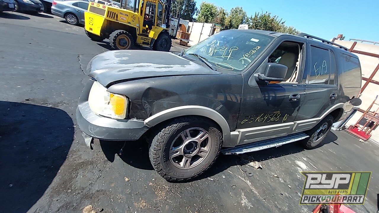 Photo of 2005 Ford Expedition