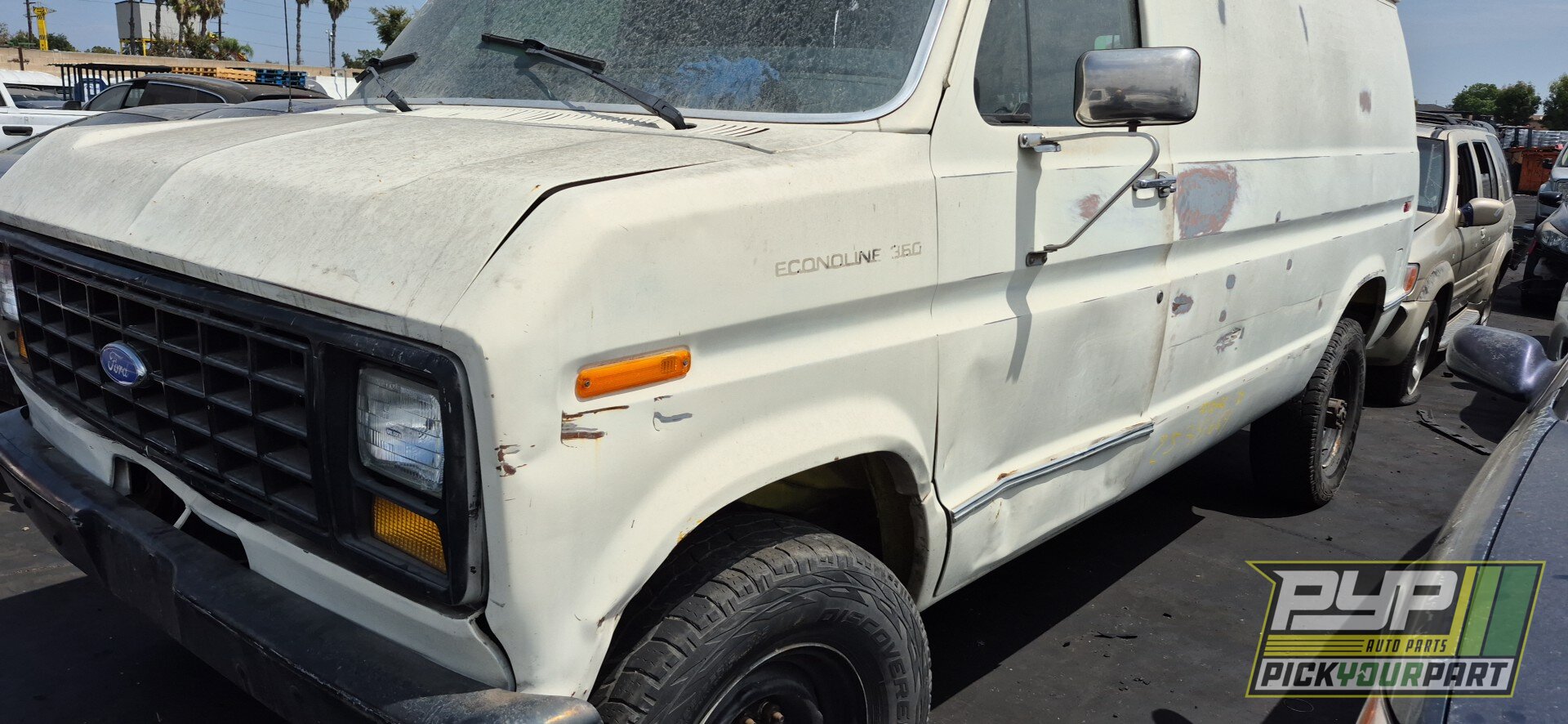 Photo of 1990 Ford E-350 Econoline