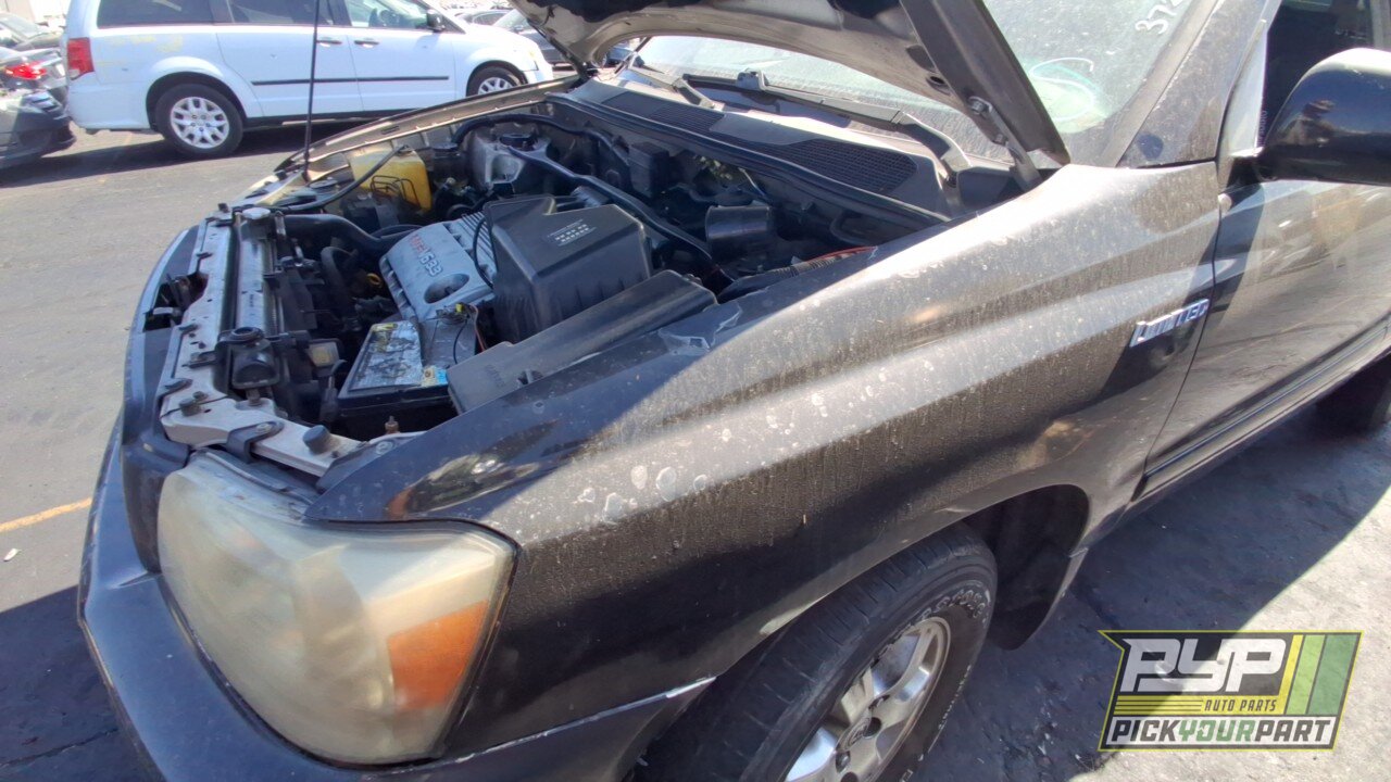 Photo of 2004 Toyota Highlander