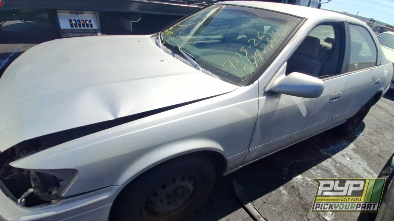 Photo of 2000 Toyota Camry