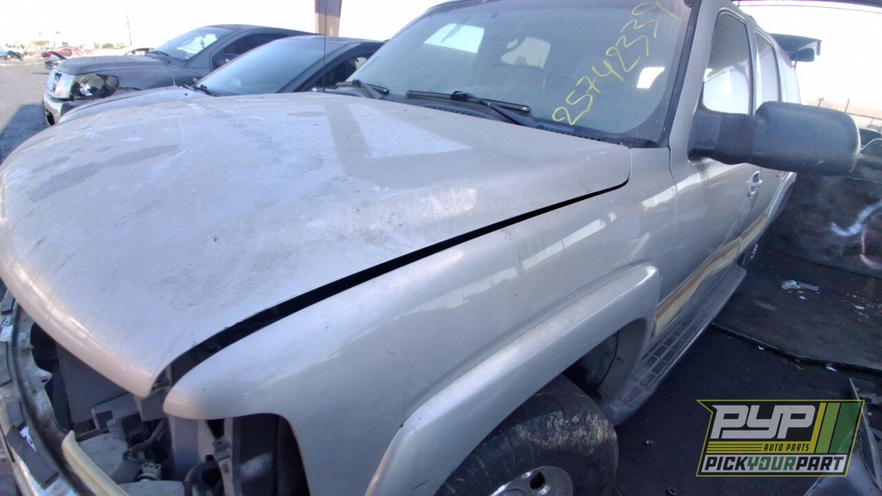 Photo of 2004 Chevrolet Suburban 2500