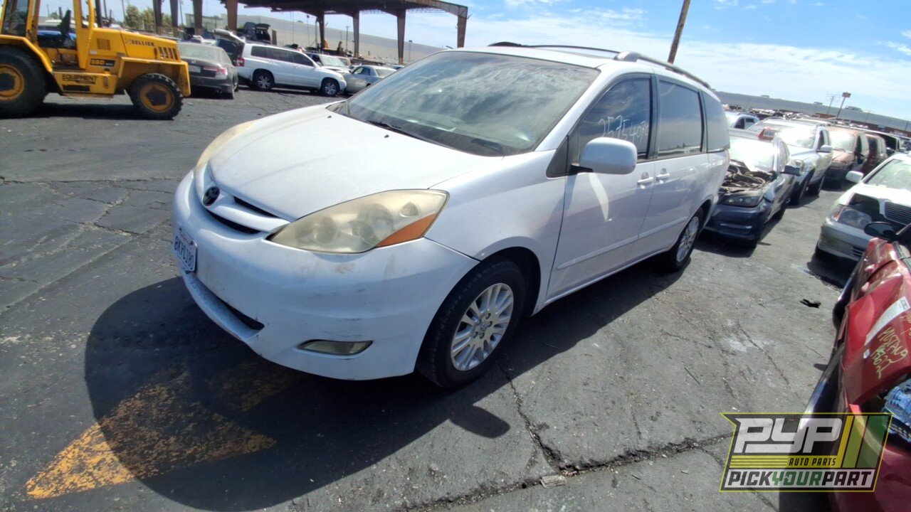 Photo of 2007 Toyota Sienna