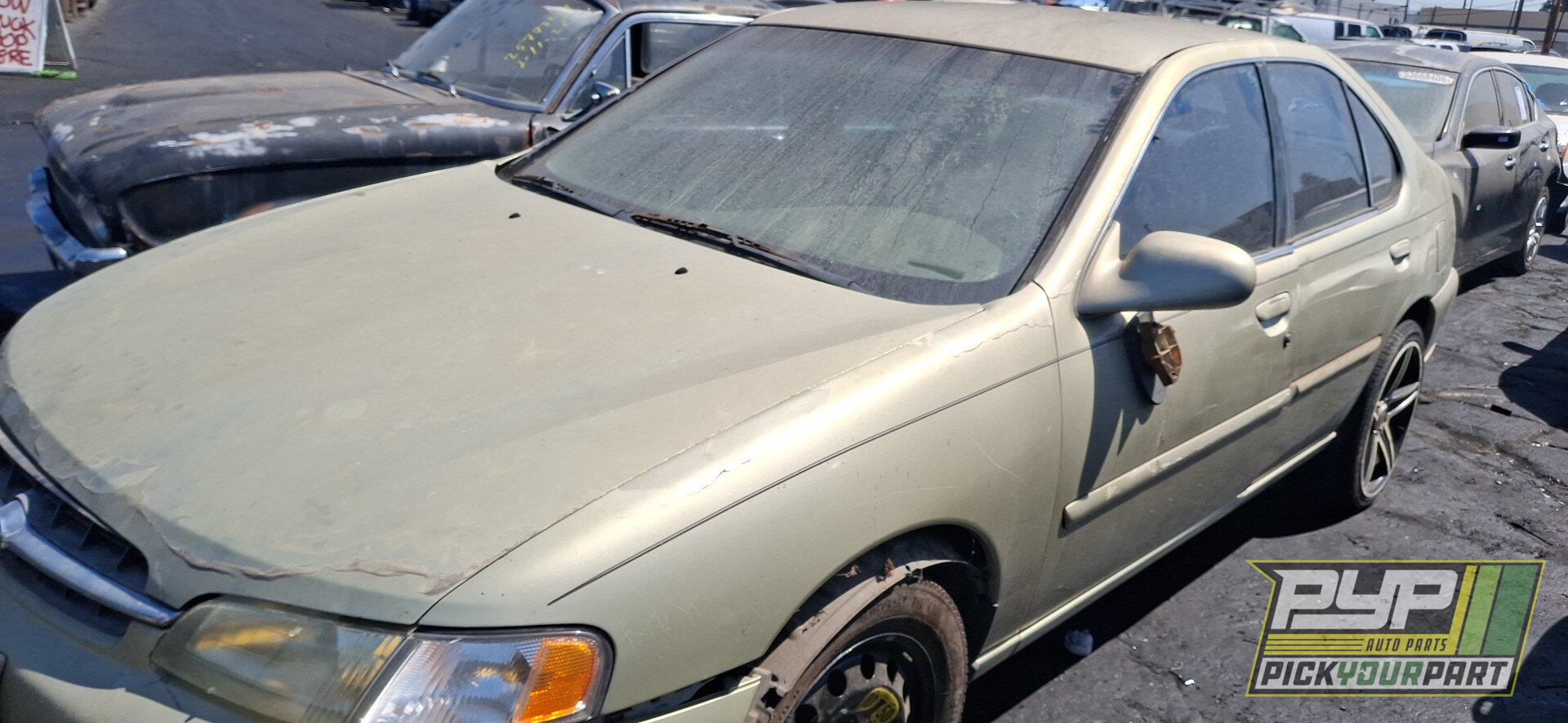 Photo of 1999 Nissan Altima