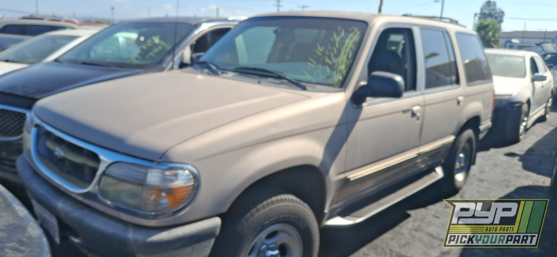 Photo of 1998 Ford Explorer