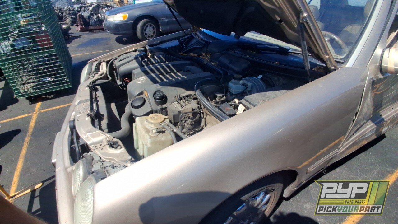 Photo of 2001 Mercedes-Benz E320