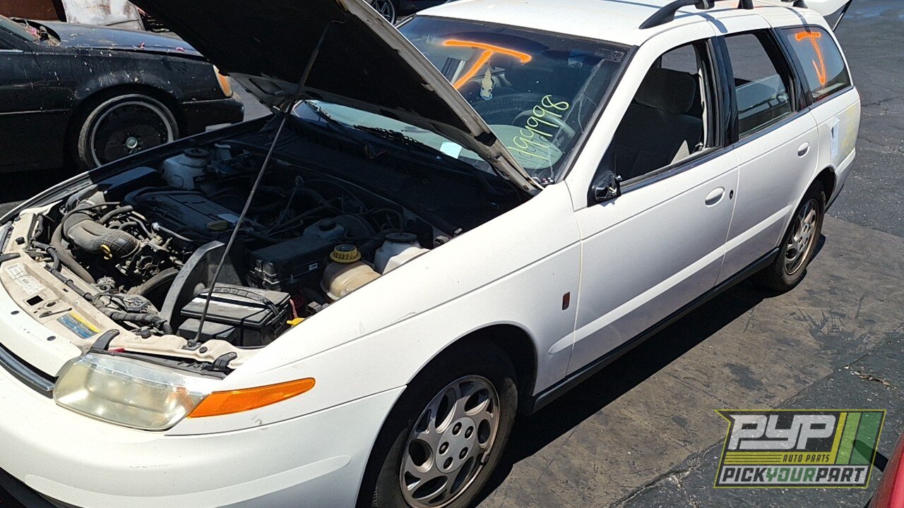 Photo of 2002 Saturn Lw200