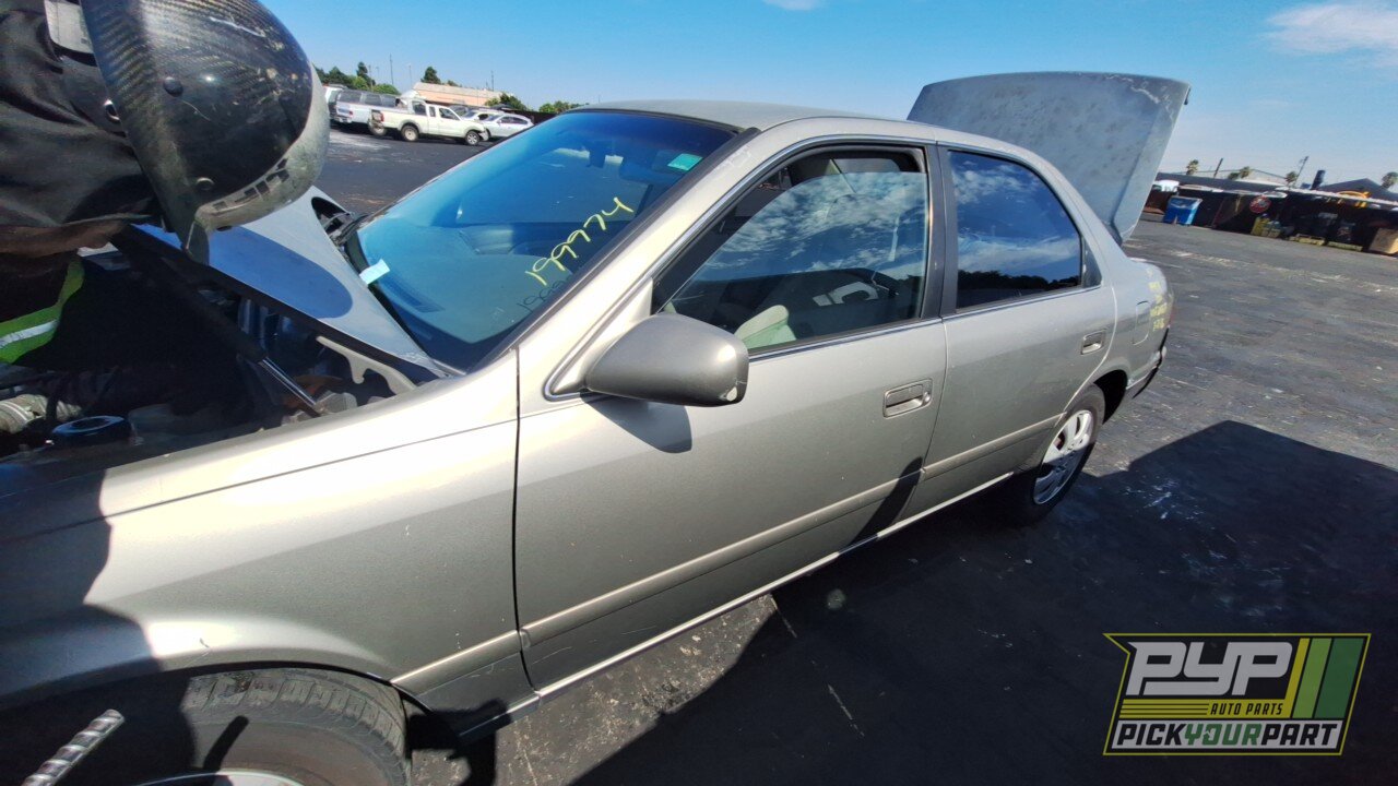Photo of 2001 Toyota Camry
