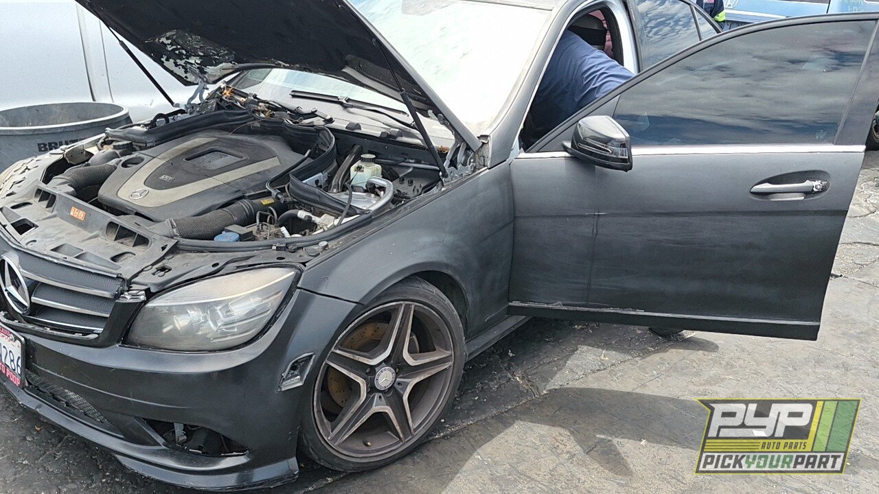Photo of 2011 Mercedes-Benz C300
