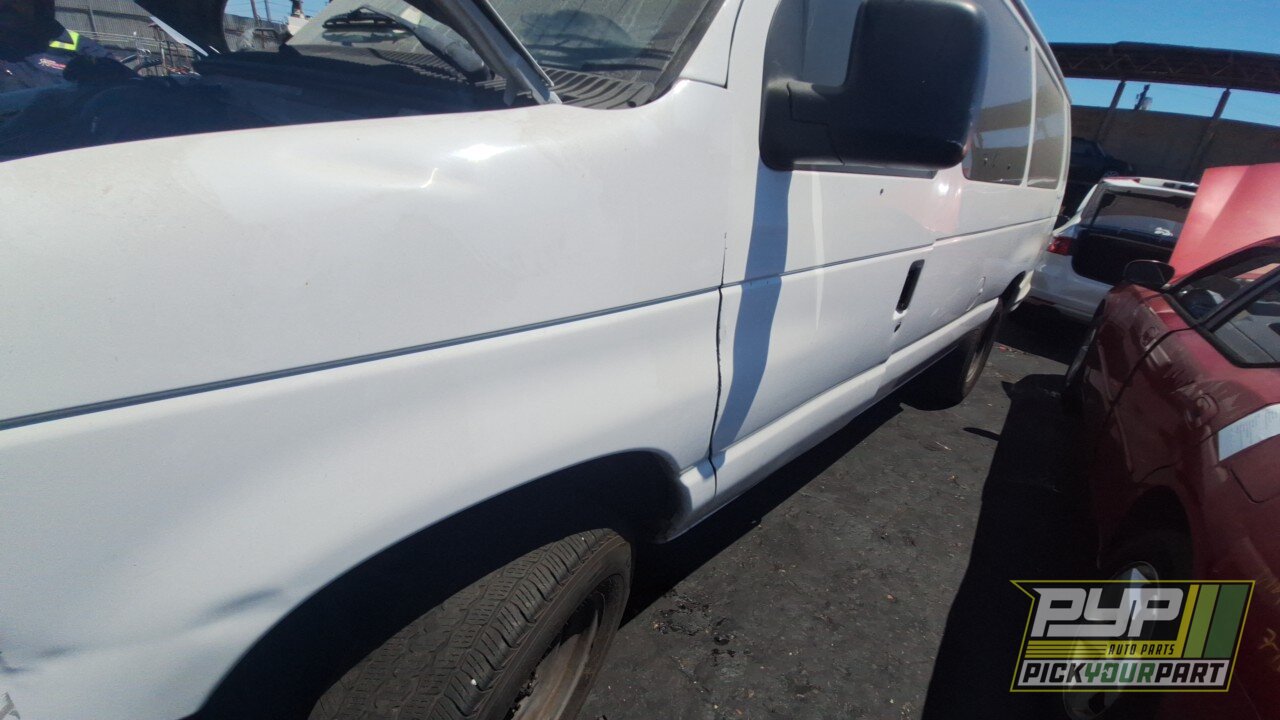 Photo of 2010 Ford E-350 Super Duty