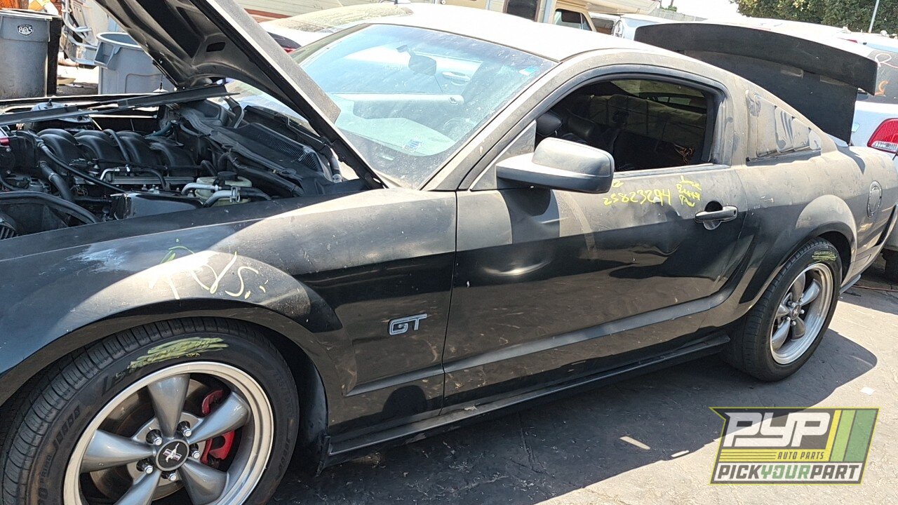 Photo of 2006 Ford Mustang